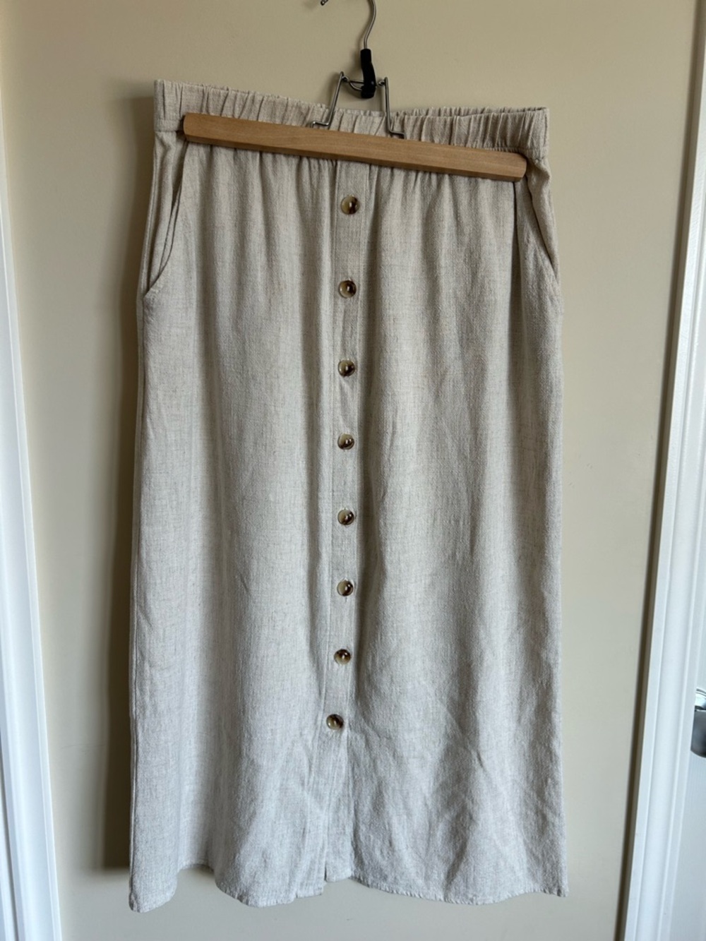 Linen-Blend Button-Front Midi Skirt in Beige
